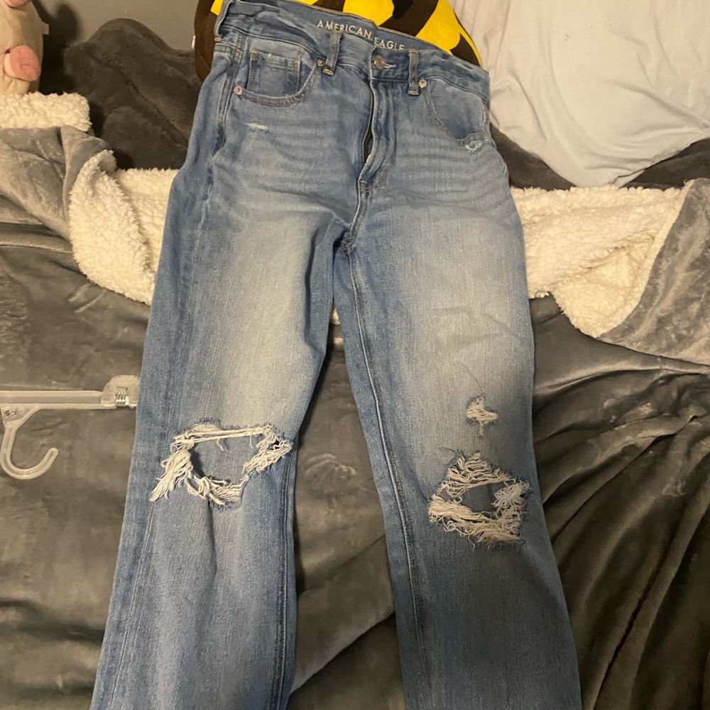 light waste mom ripped jeans